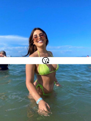 Selena listing photo