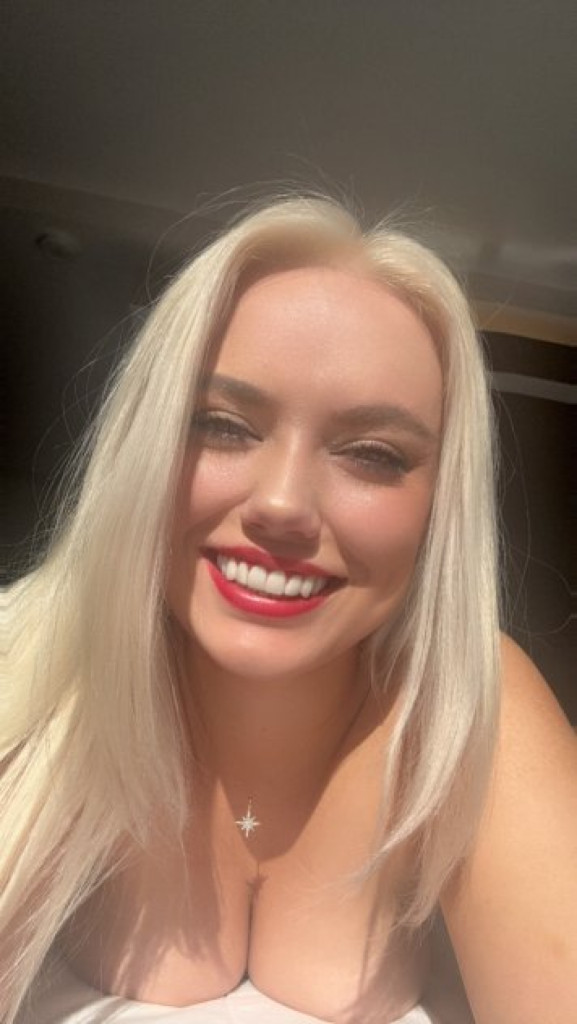 Emilia photo 1