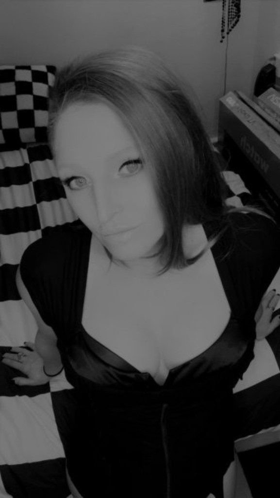 Brooke photo 1