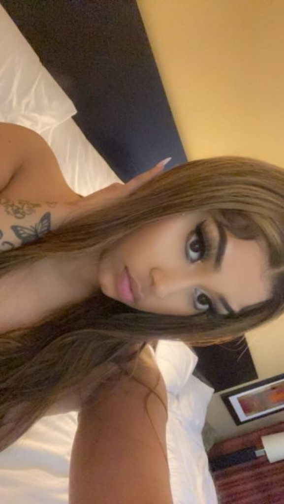NinaBarbiex 💦 photo 1