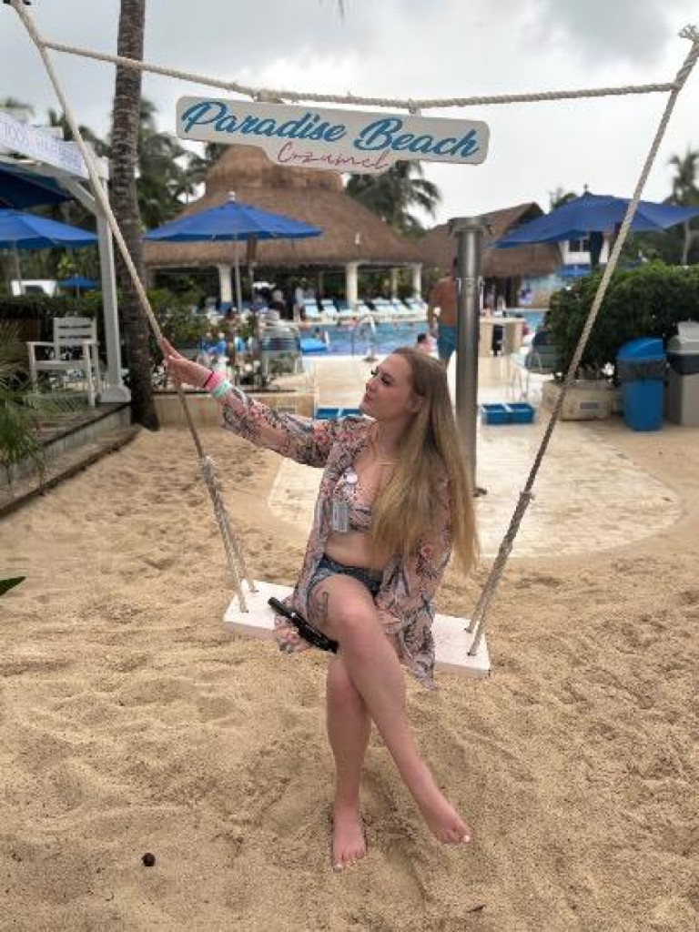 Tori photo 1