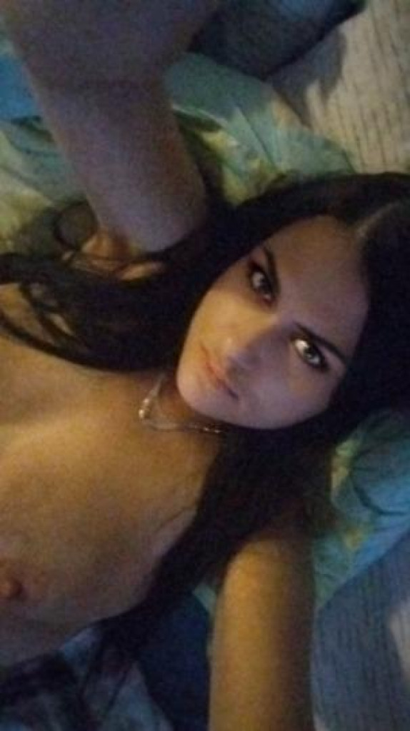 Amira photo 1