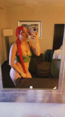 Nicki listing photo