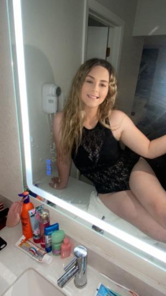 Scarlette photo 1
