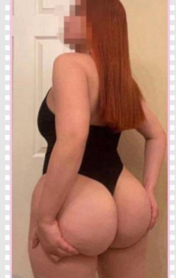 beautiful hot latina listing photo