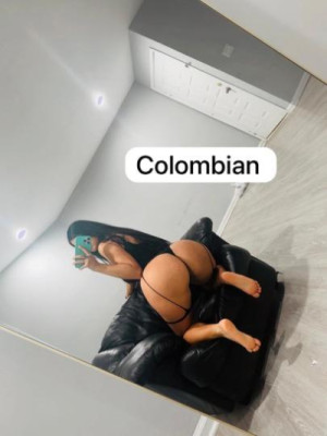 SEXY LATINAS AVAILABLE NOW 😘😍 NO DEPOSIT WHEN IN PERSONNO GAMES REAL PICS 100%NO CATFISHNO BARENO POLICE OR LAW INCALL/out2 GIRLS YOU PICK listing photo