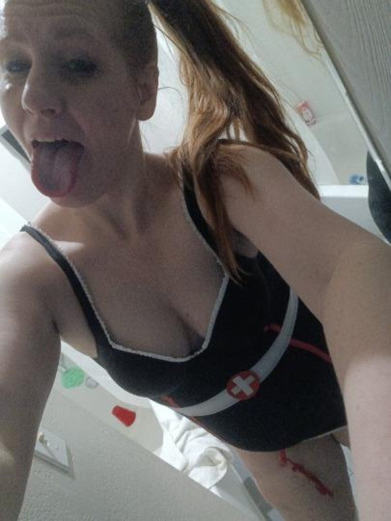 Kylie photo 1