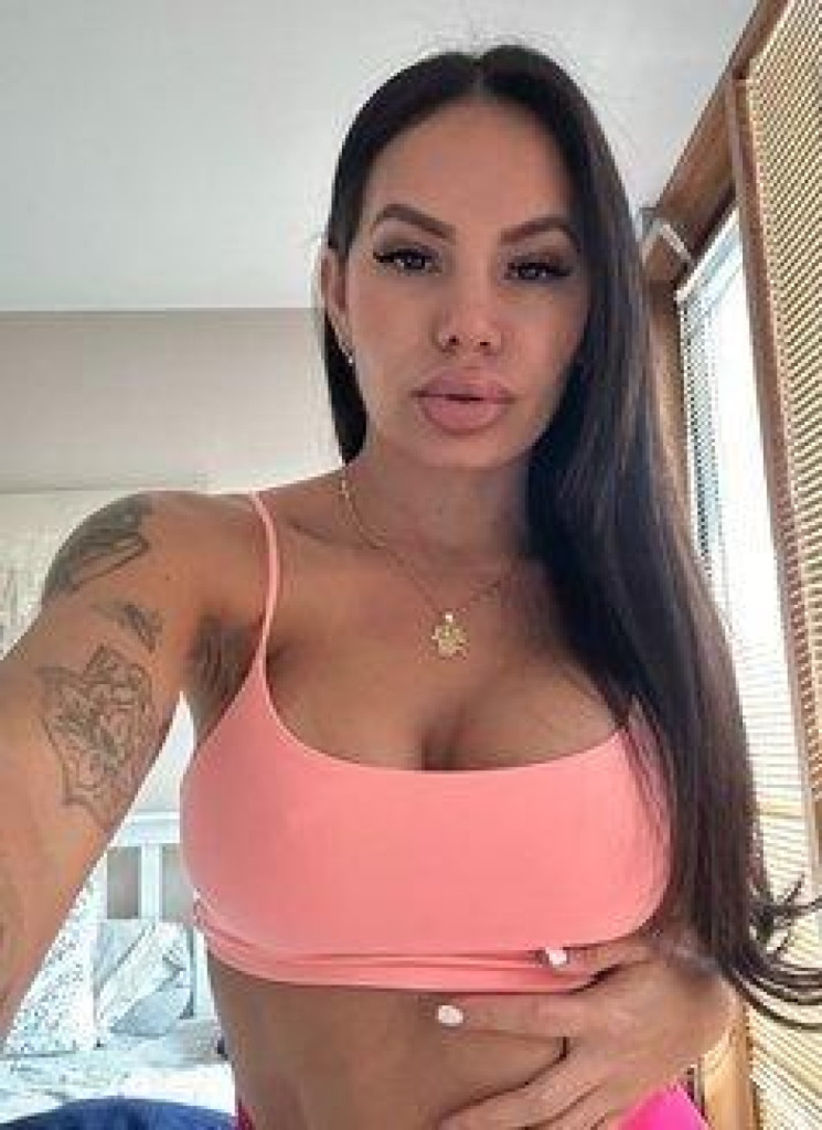 Elena – Brazilian escort in Barcelona photo 1