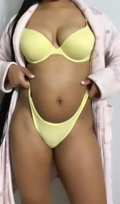 Khloe listing photo