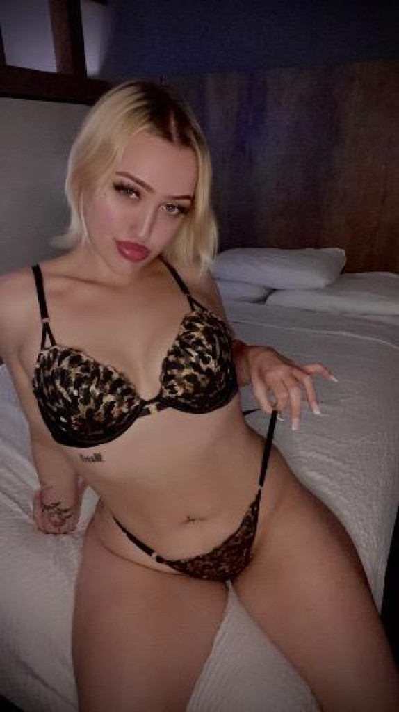 Gianna photo 1