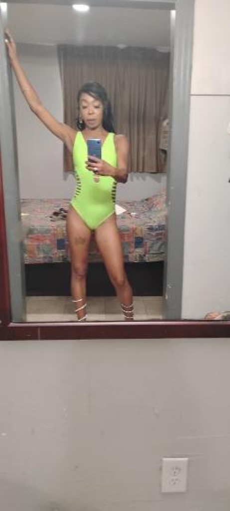 Sweetie photo 1