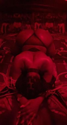 Wet Coochie💦 Big Booty🍑 listing photo