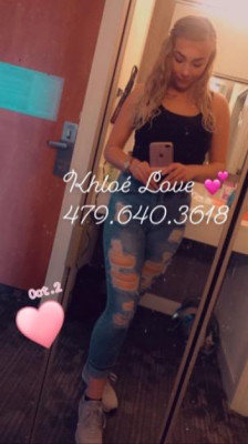 Khloé listing photo
