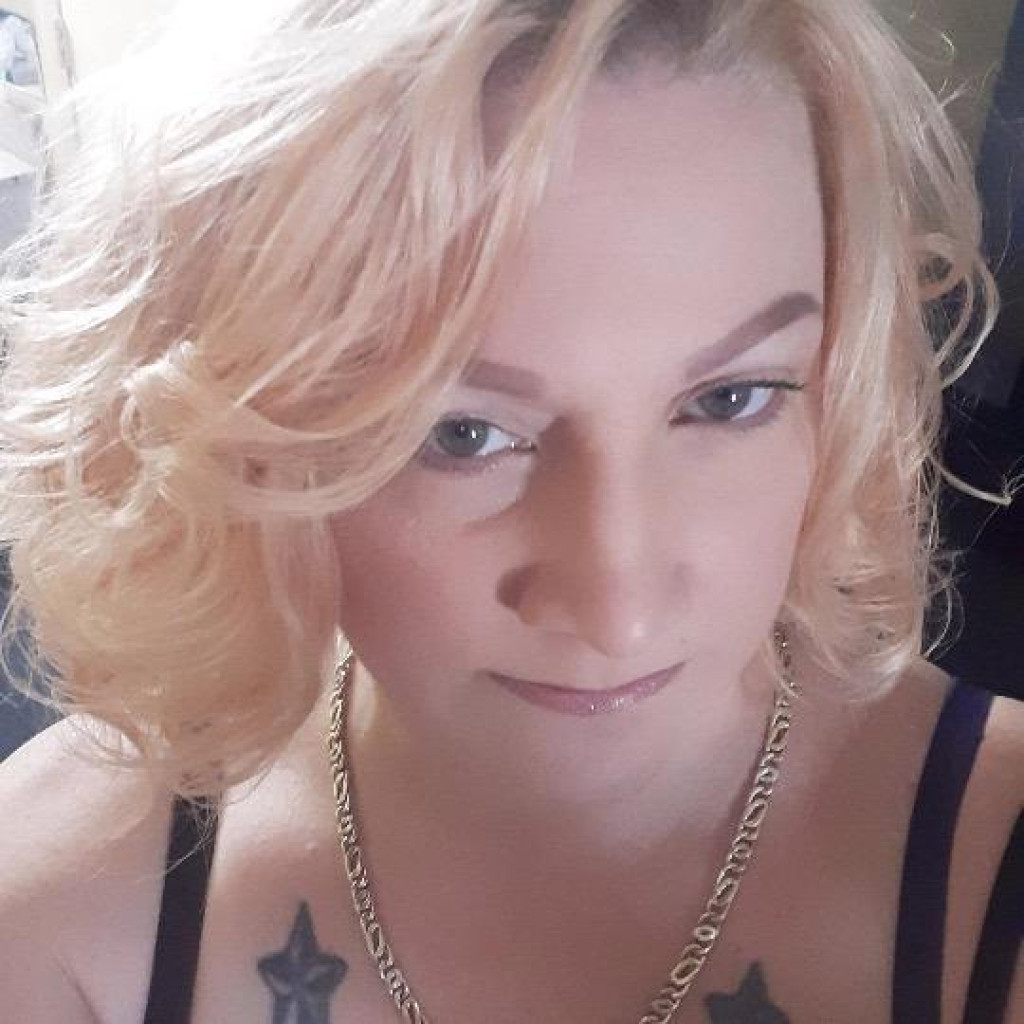 JENNI photo 1
