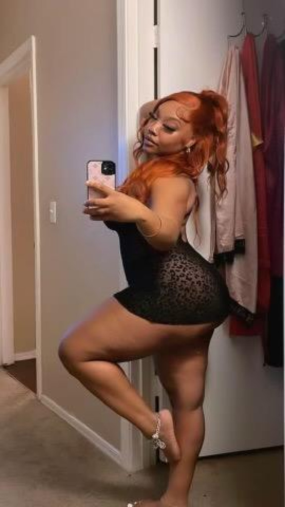 Kayla photo 1