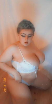 Belle (Fun, Busty and Sexy) listing photo