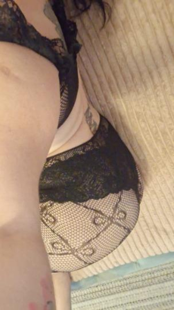 Mirella photo 1
