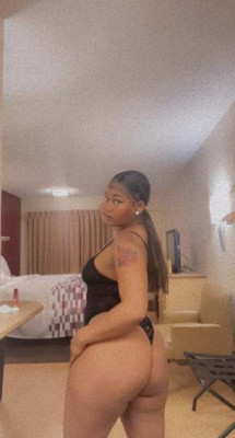 KANDY🍭💦 listing photo