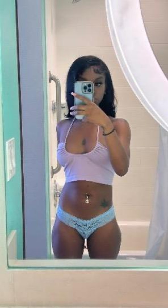 Chyna photo 1