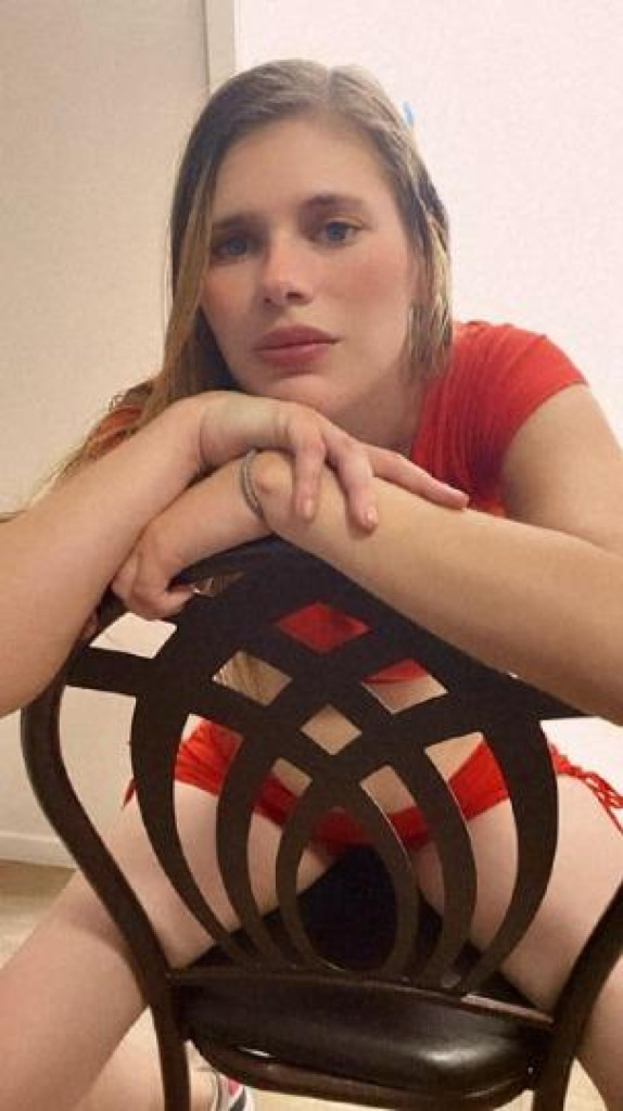 Brandi photo 1