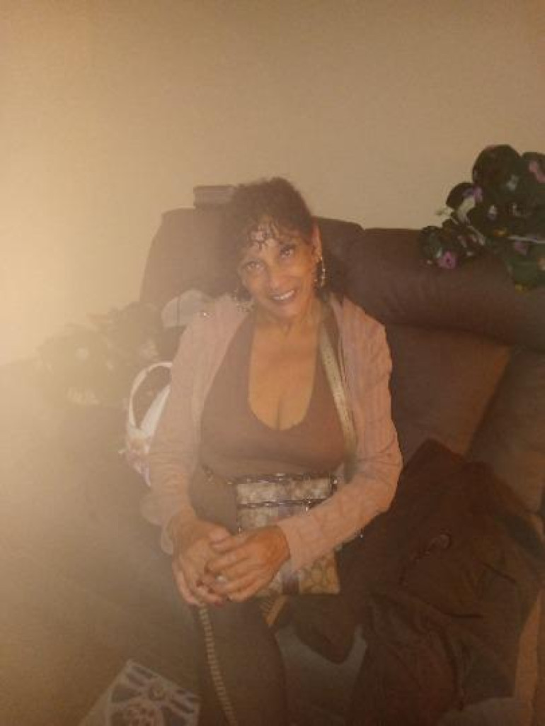 Natalie photo 1