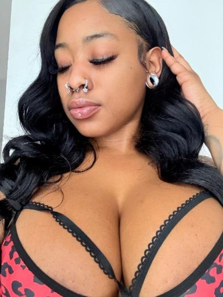 Beautiful Sienna 😻 ( outcall only ) photo 1