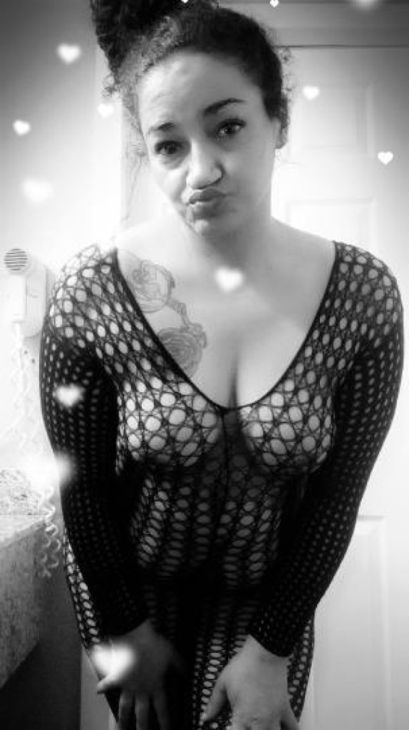 Ashli photo 1