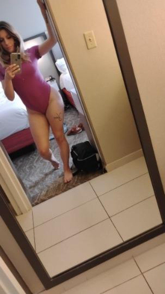JoJo photo 1