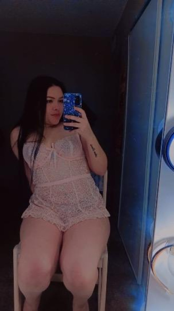 Mariana photo 1