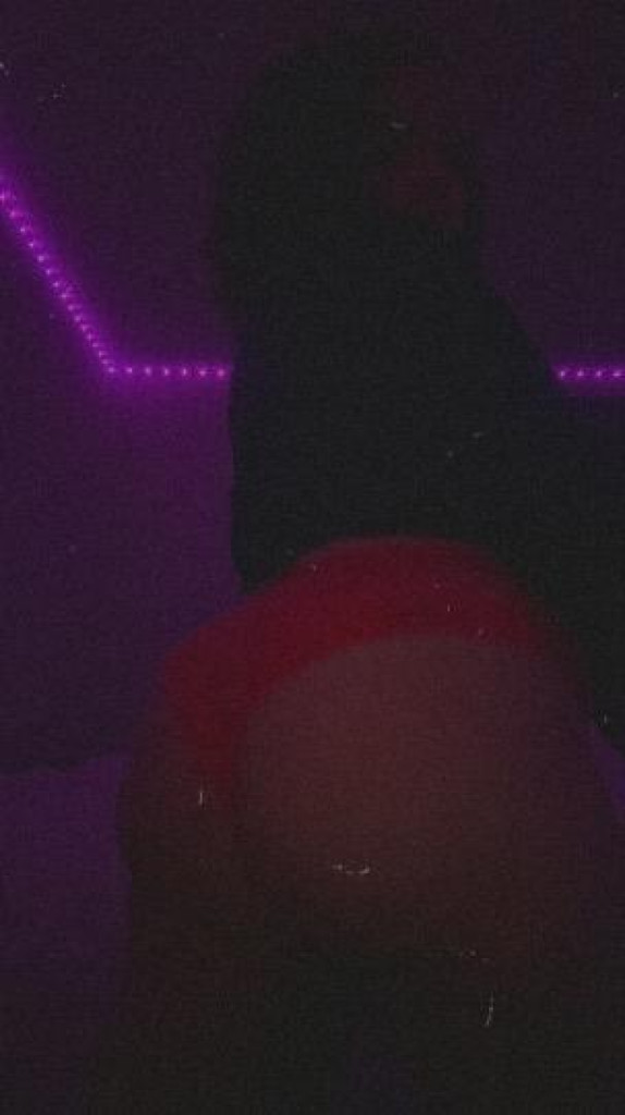 FAT BOOTY BBW photo 1