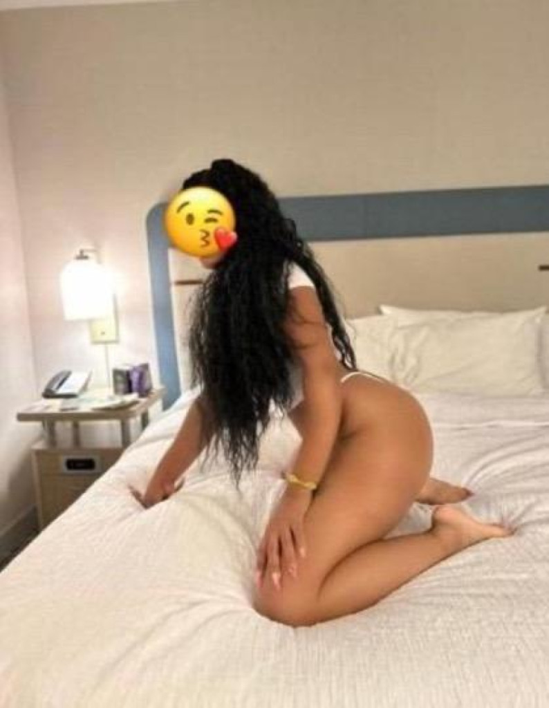 Shayla photo 1