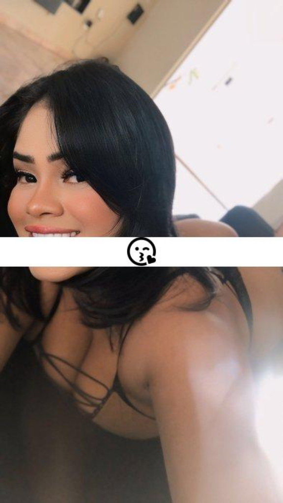 Larissa photo 1