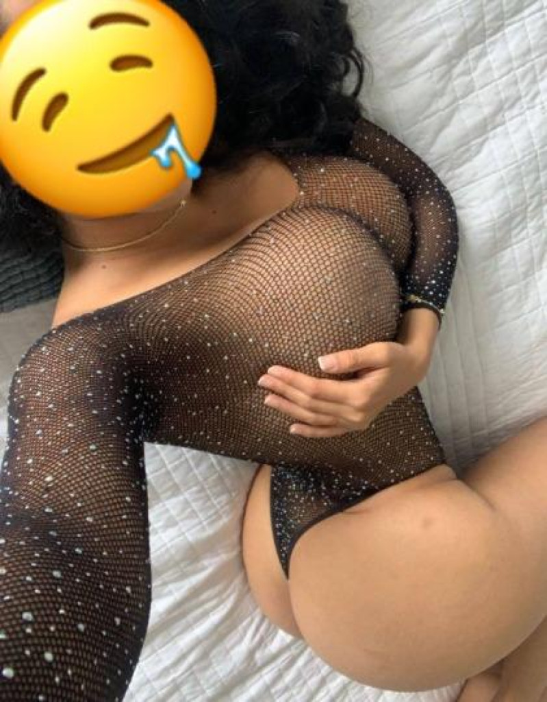 Sweet Latina Bombshell😍 Limited Time Only ❤ photo 1