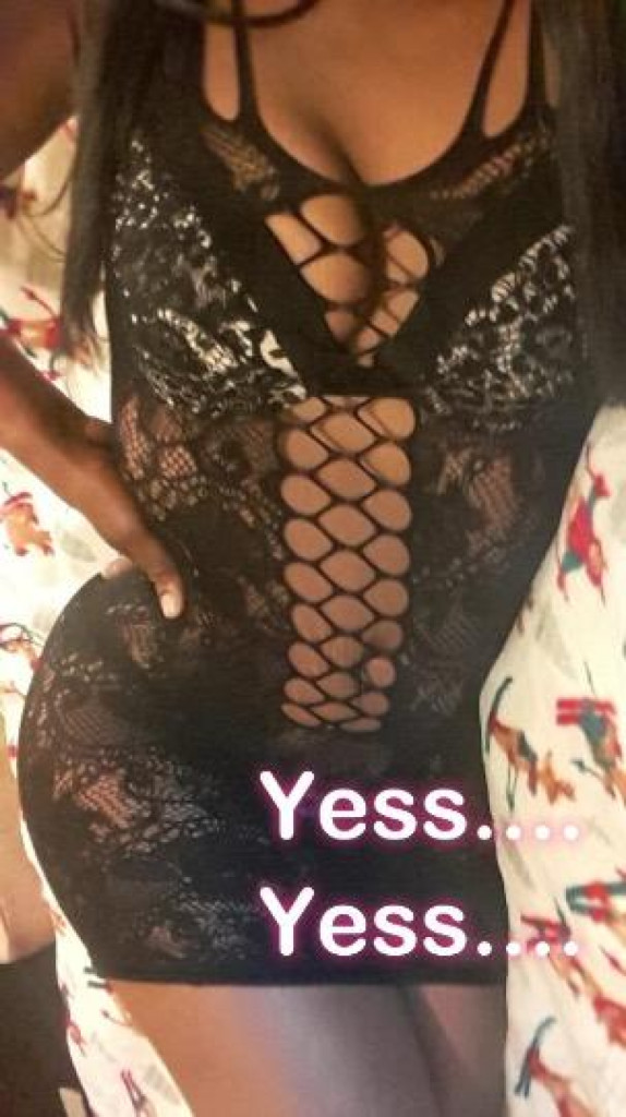 AngelSquirts photo 1