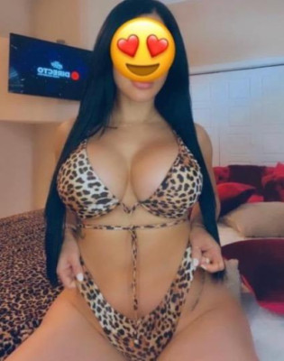 Sexy Latina available to enjoy and have a good time, please you rich daddy 😋🍑😻😈 listing photo
