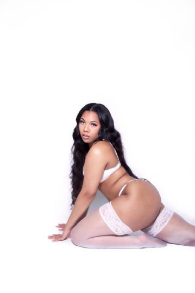Mariah photo 1