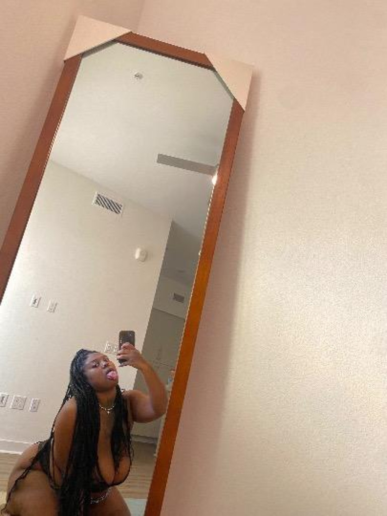 Thickemz photo 1