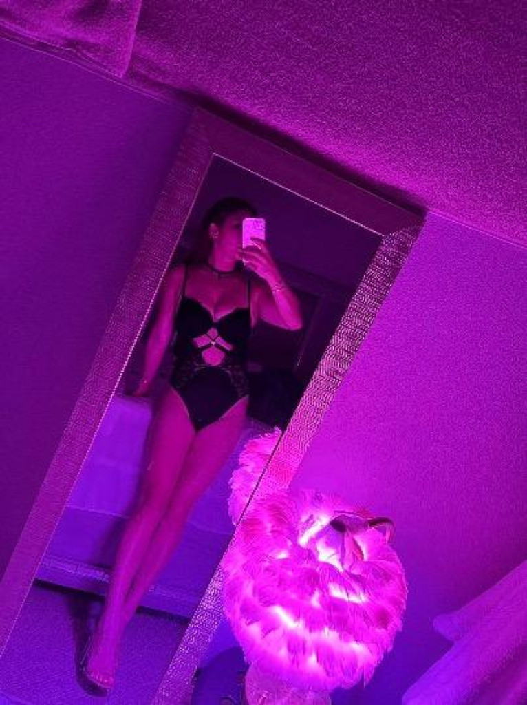 Kiki photo 1
