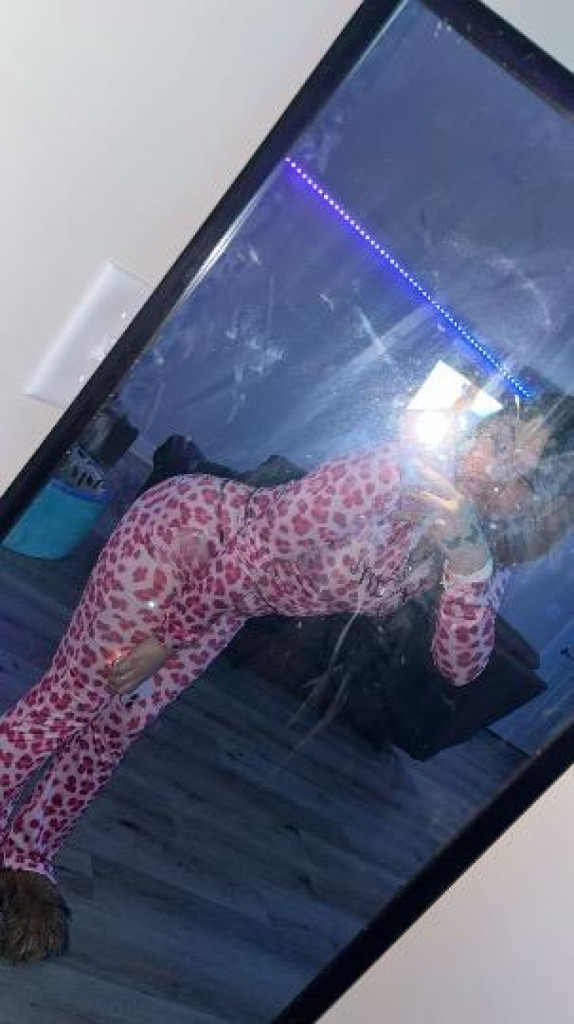 Selena photo 1