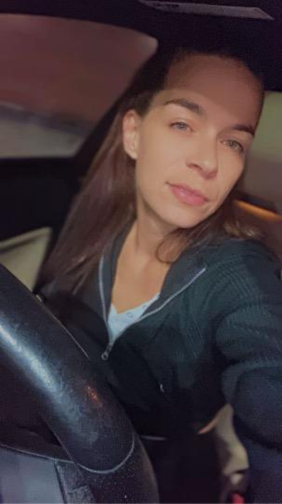 Sara photo 1
