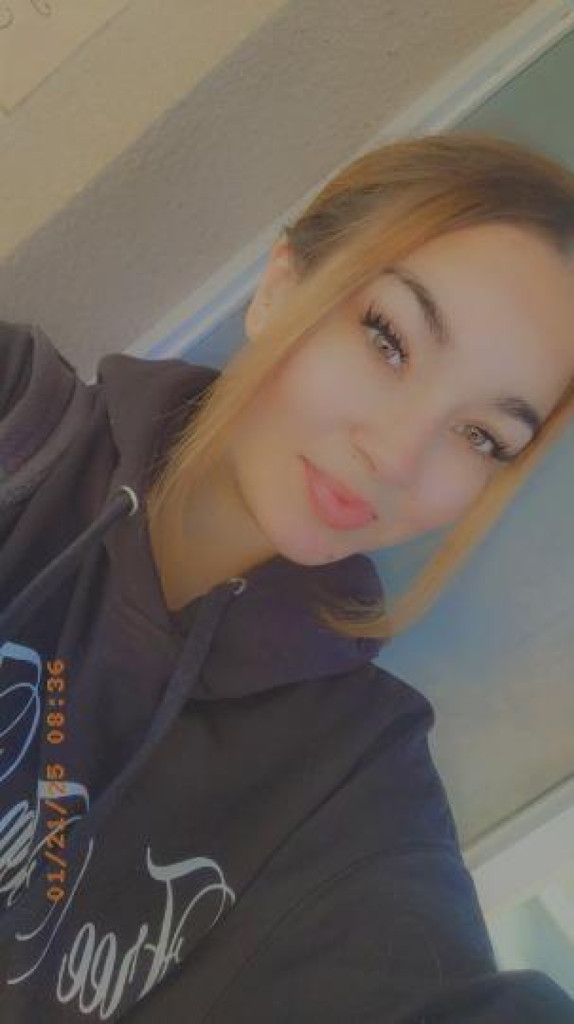 Natalie photo 1
