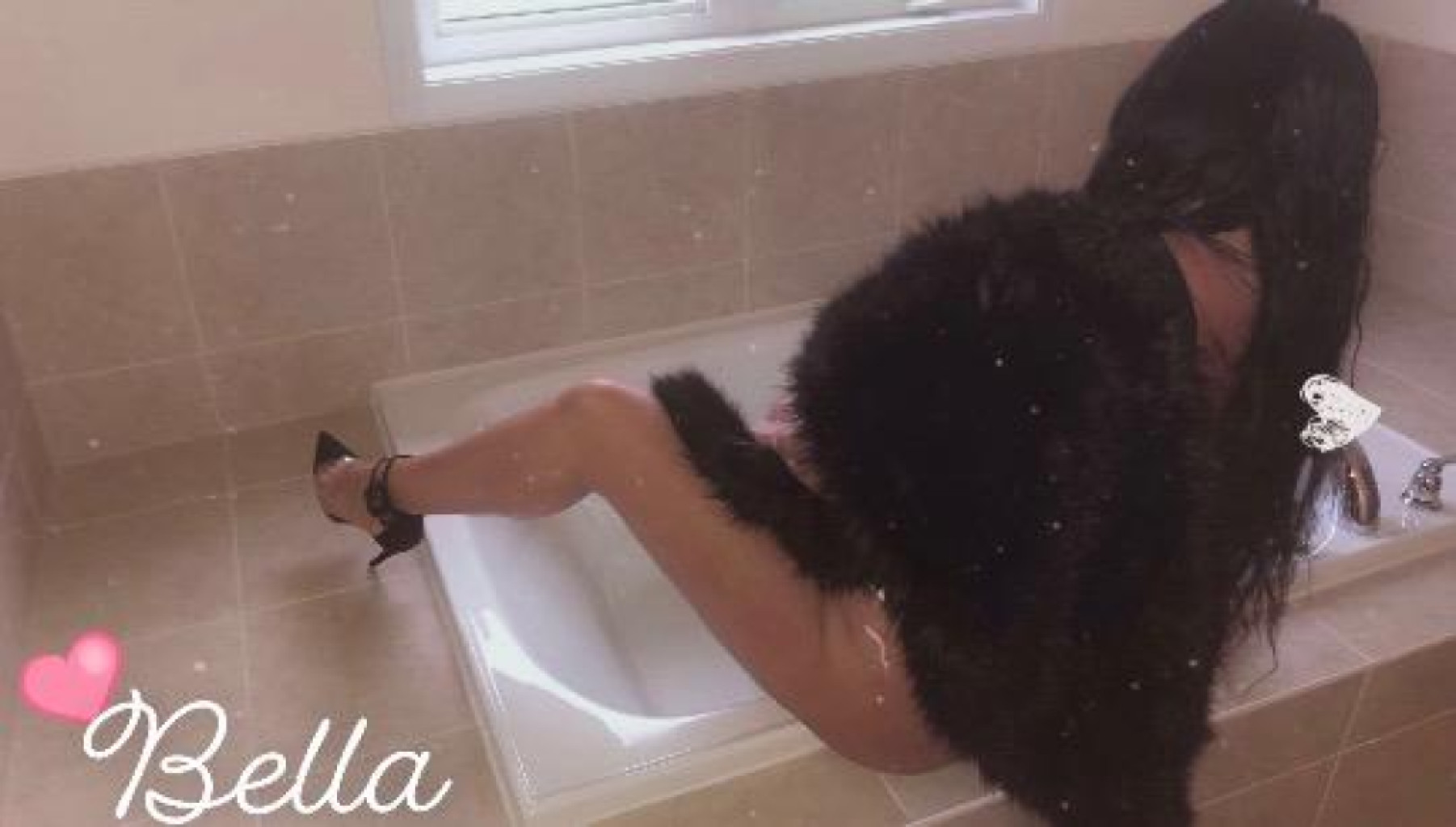 Bella photo 1