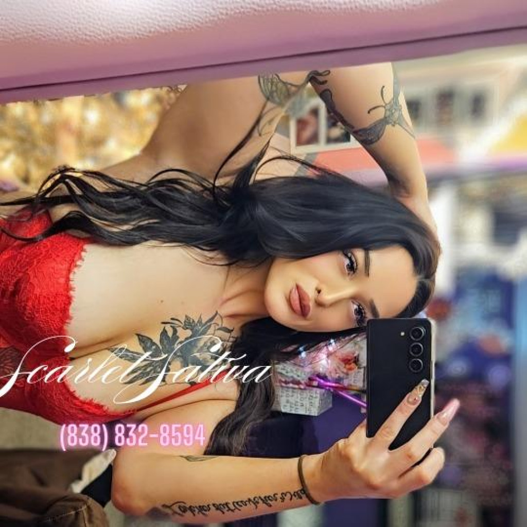 Scarlet photo 1