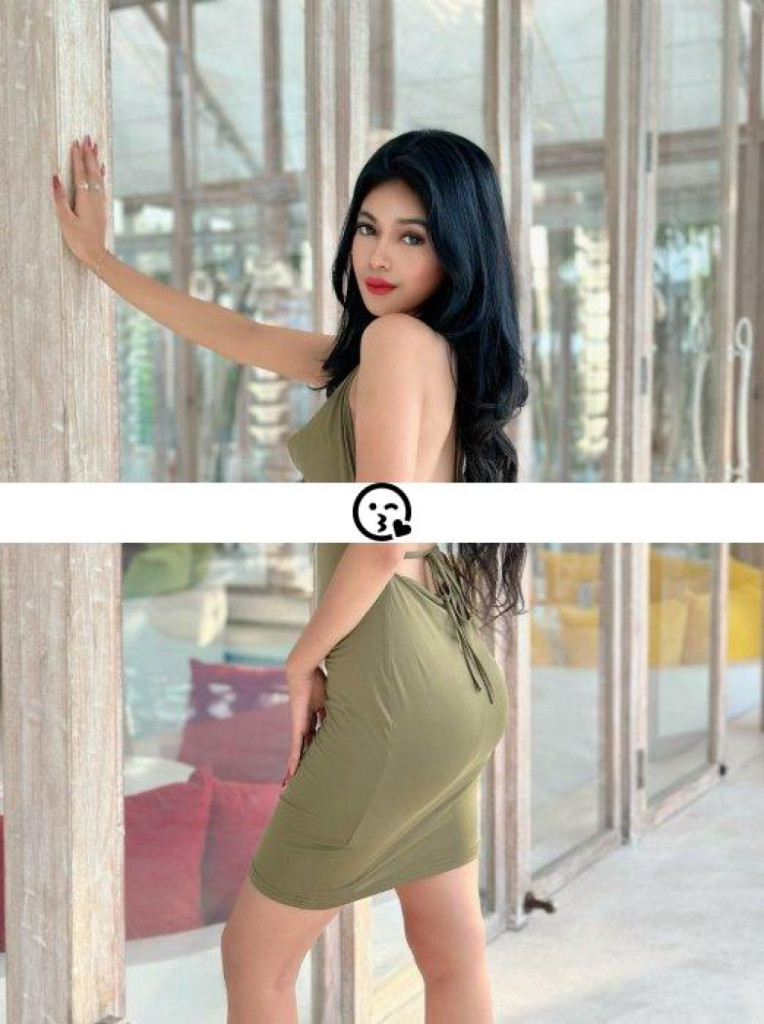 Melanie photo 1