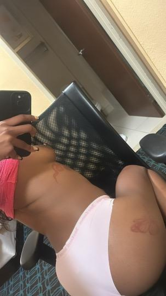 Nayla photo 1