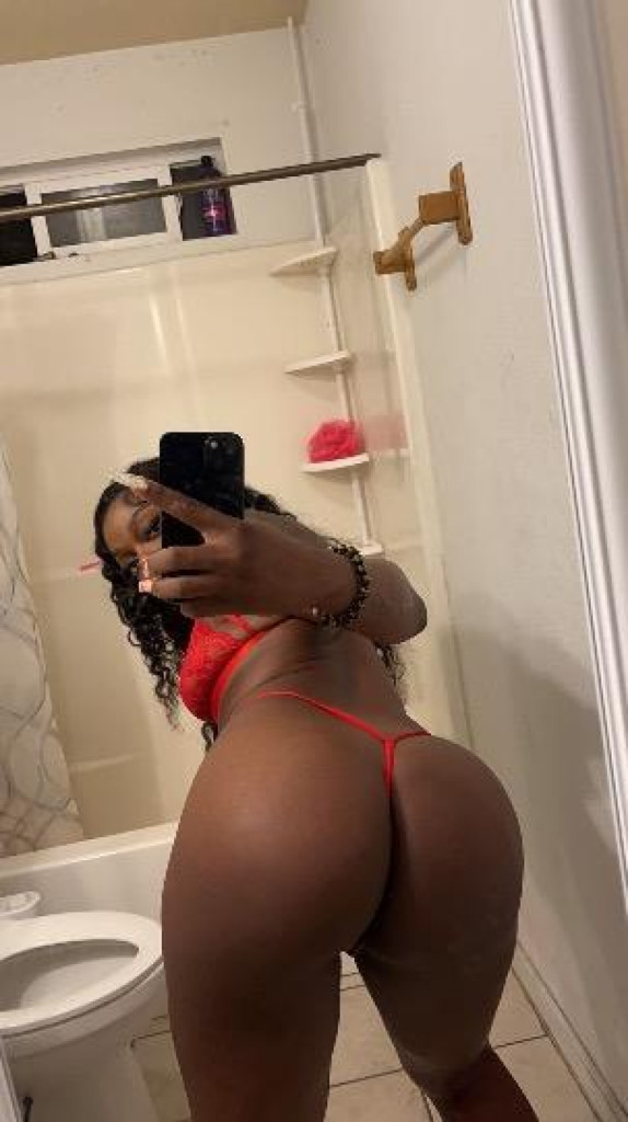 Erika photo 1