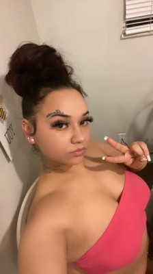 SHESSSS BACCKKKK ACTIVE AND ATTRACTIVE COME HAVE THE TIME OF YOUR LIFE💕😻LEAVING TODAY😍 listing photo