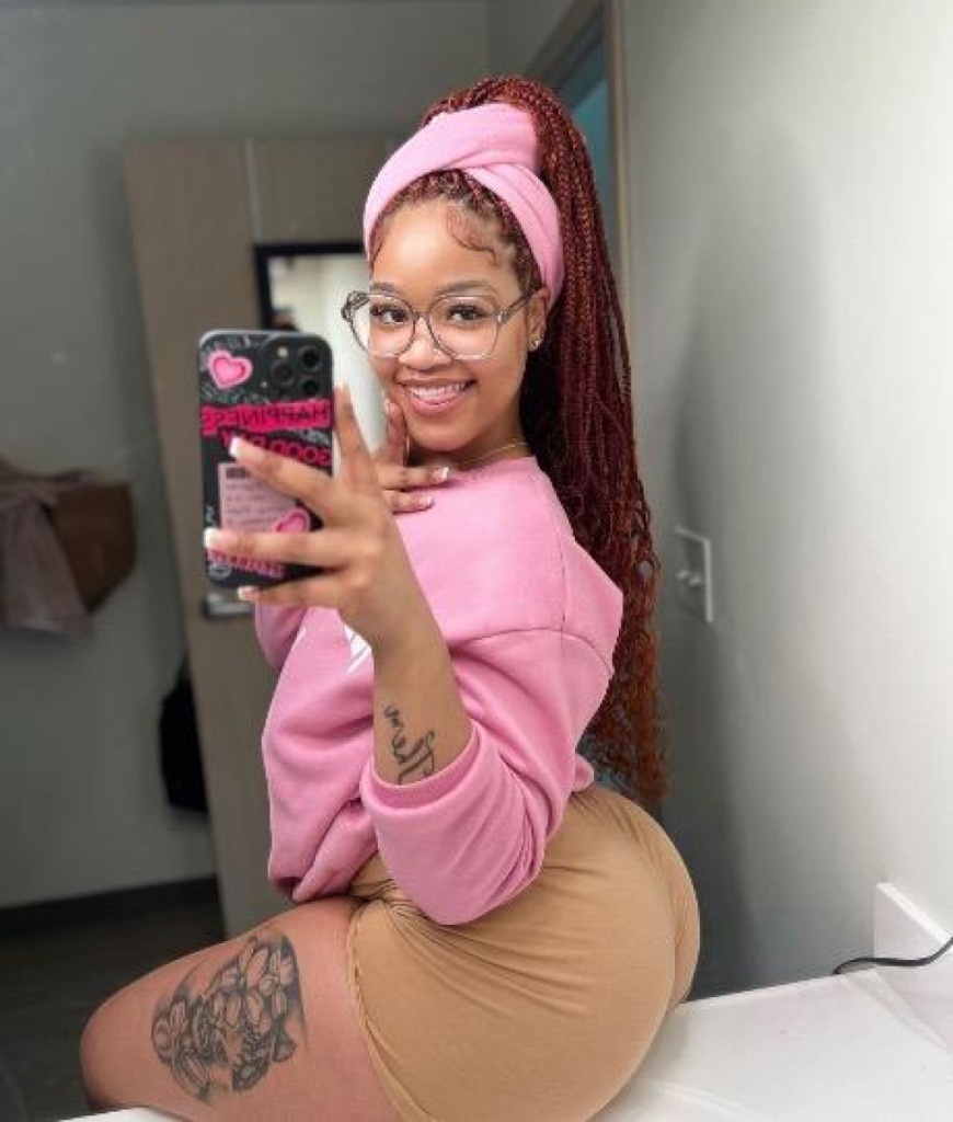 Carolina photo 1