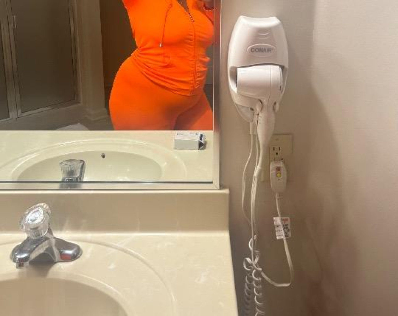 Juicy photo 1