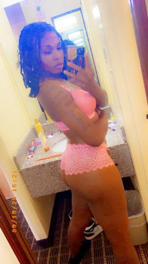 $80 special uber only outcall photo 1
